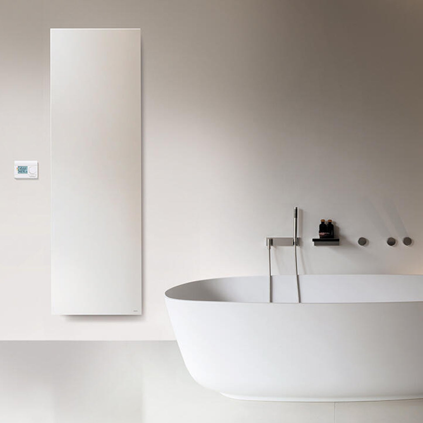 Termoarredo elettrico a piastra verticale modello E-Termocrea Smart bianco 1420x520 mm